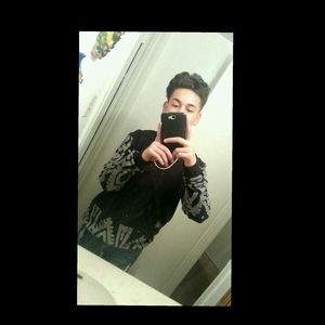 Meet your Posher, Carlos