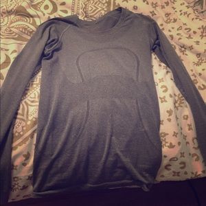 Long sleeve gray Lululemon shirt