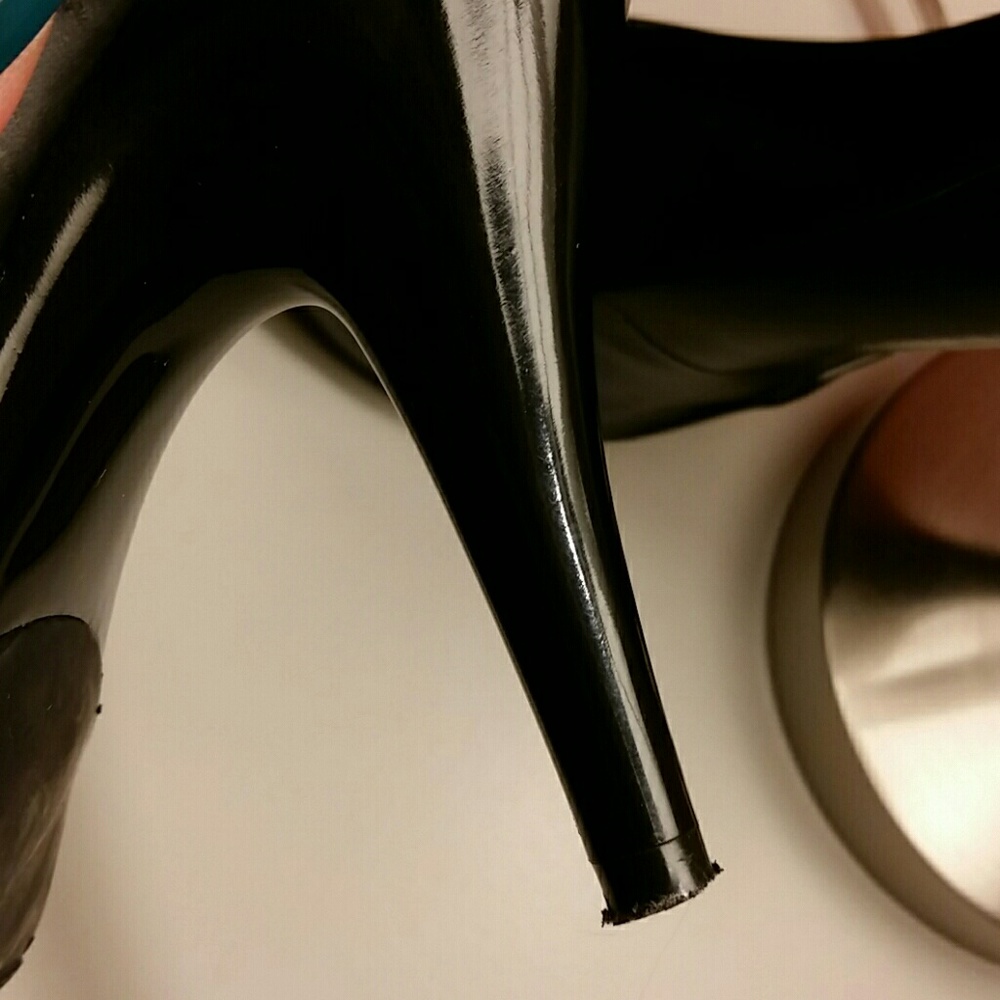 Pumps - Picture 5 of 7