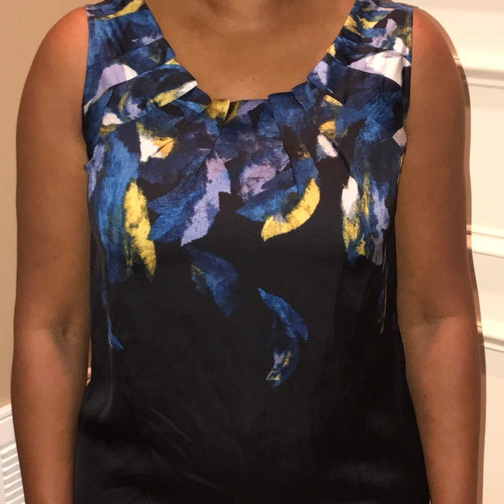 Ann Taylor sleeveless top