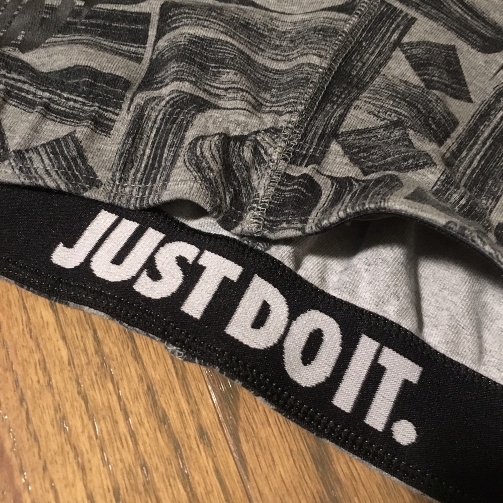 Nike pants! - Picture 4 of 4