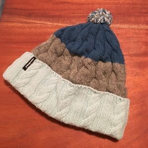 Patagonia Women’s Pom Beanie