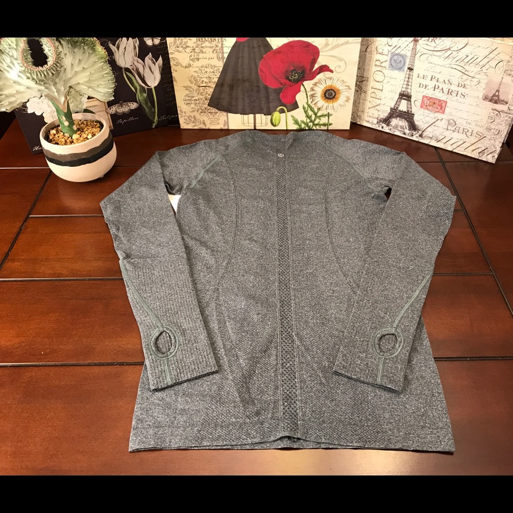 Lululemon Swiftly Long Sleeve-Heathered Black, 8 - Picture 3 of 7