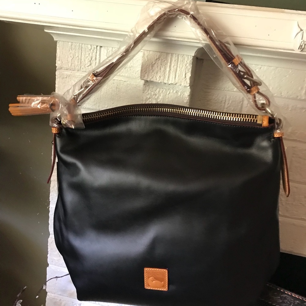 REDUCED Dooney & Bourke Black leather hobo style