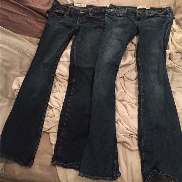 Hollister and Abercrombie Jeans Lot - Picture 1 of 3