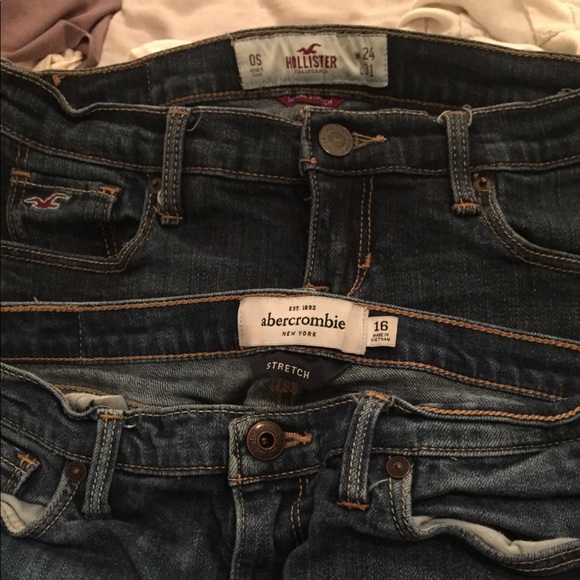 Hollister and Abercrombie Jeans Lot - Picture 2 of 3
