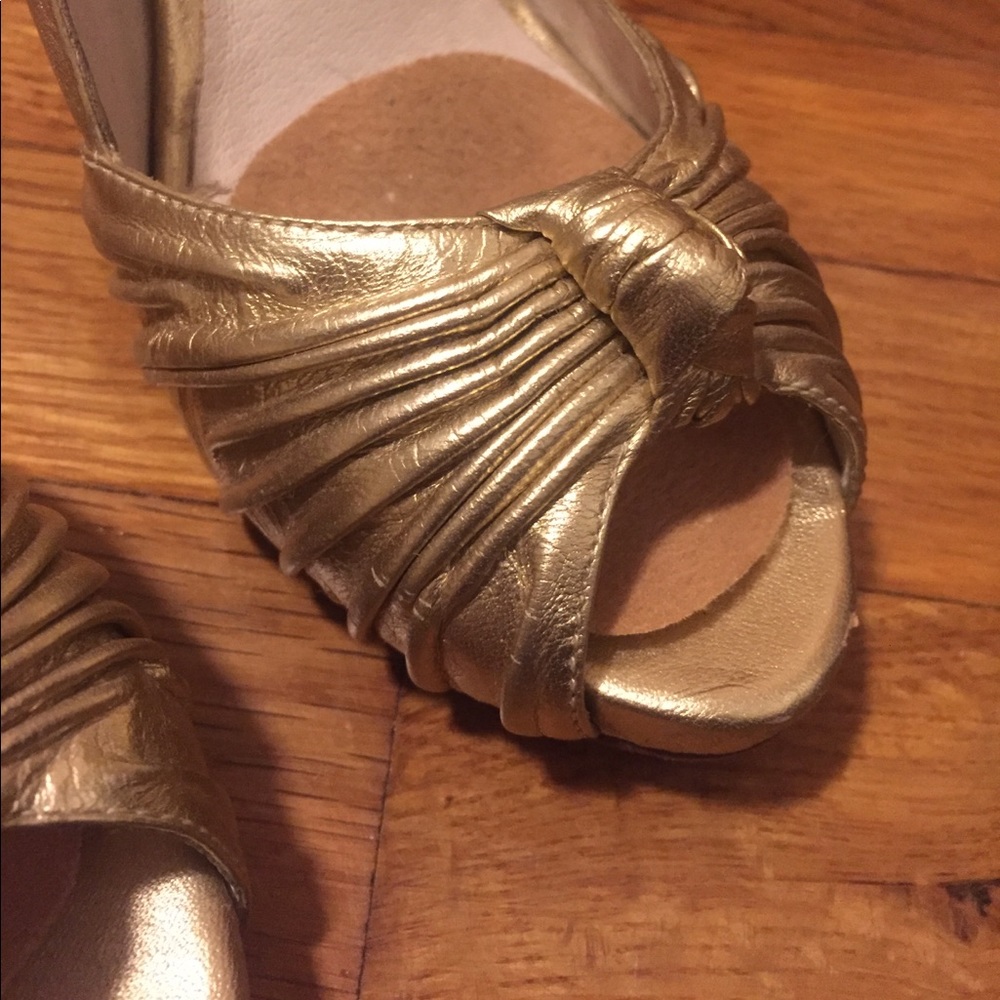 Open toed pumps - Picture 8 of 8