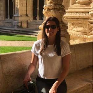 Meet your Posher, Lisa