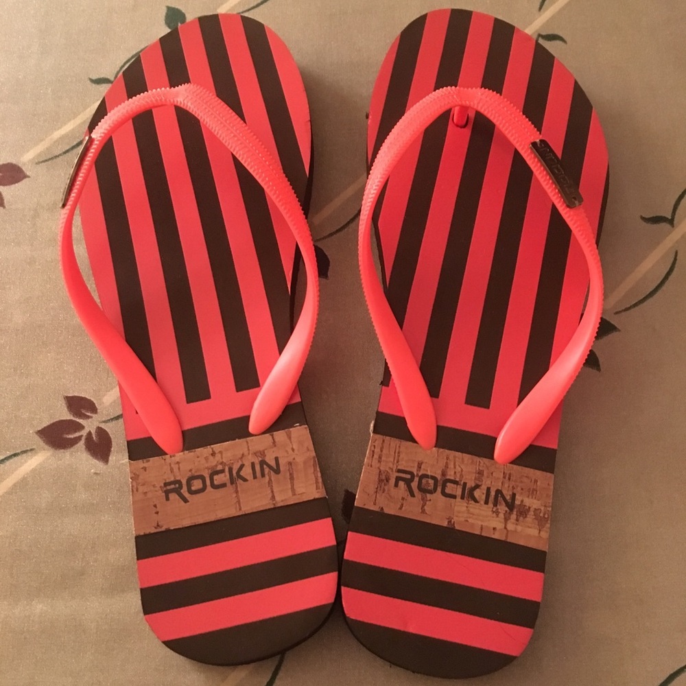 Rockin Flip Flops Size 8