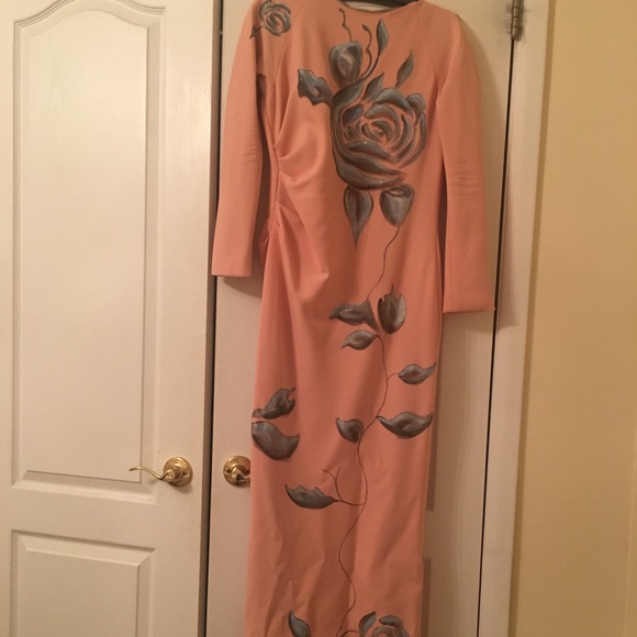 Gown - Picture 2 of 5