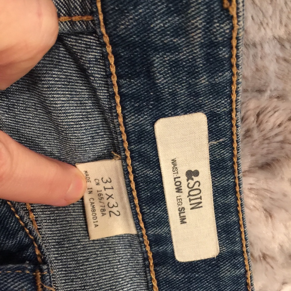 Jeans - Picture 2 of 4