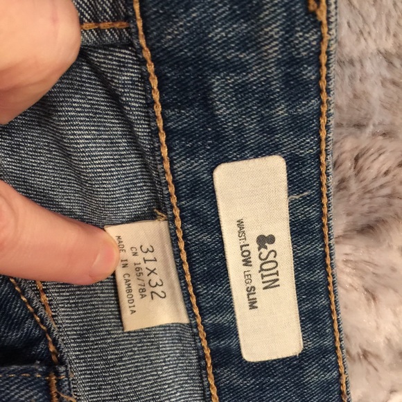 Jeans - Picture 2 of 4