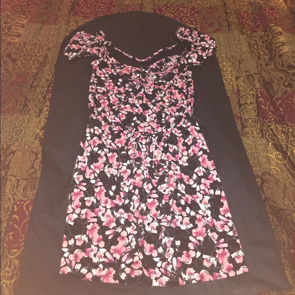 Black House White Market Cold Shoulder Dress