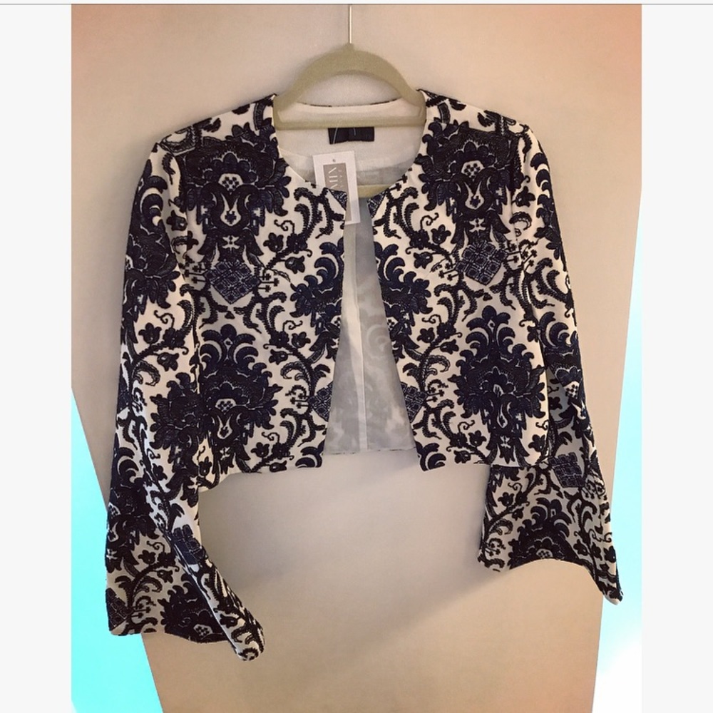 Intermix flare sleeve jacket NEW WITH TAGS