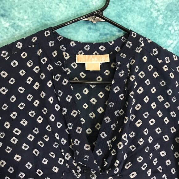 Michael kors women shirt blue polka dots size xs - Picture 3 of 6