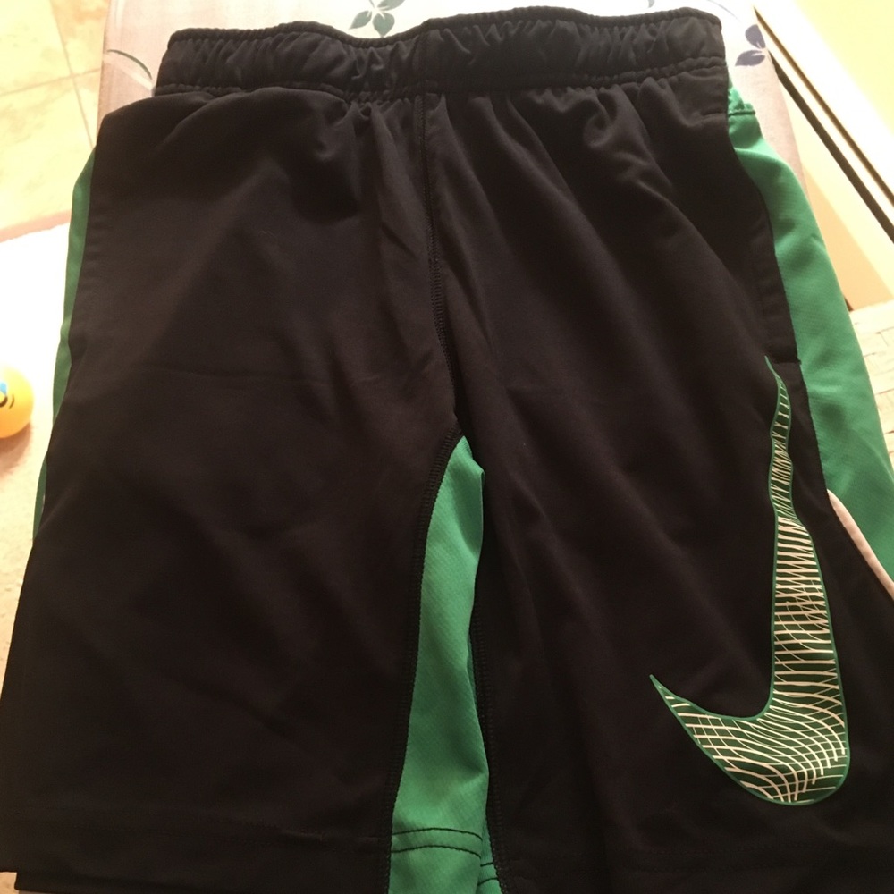 Boys Nike Shorts size Small