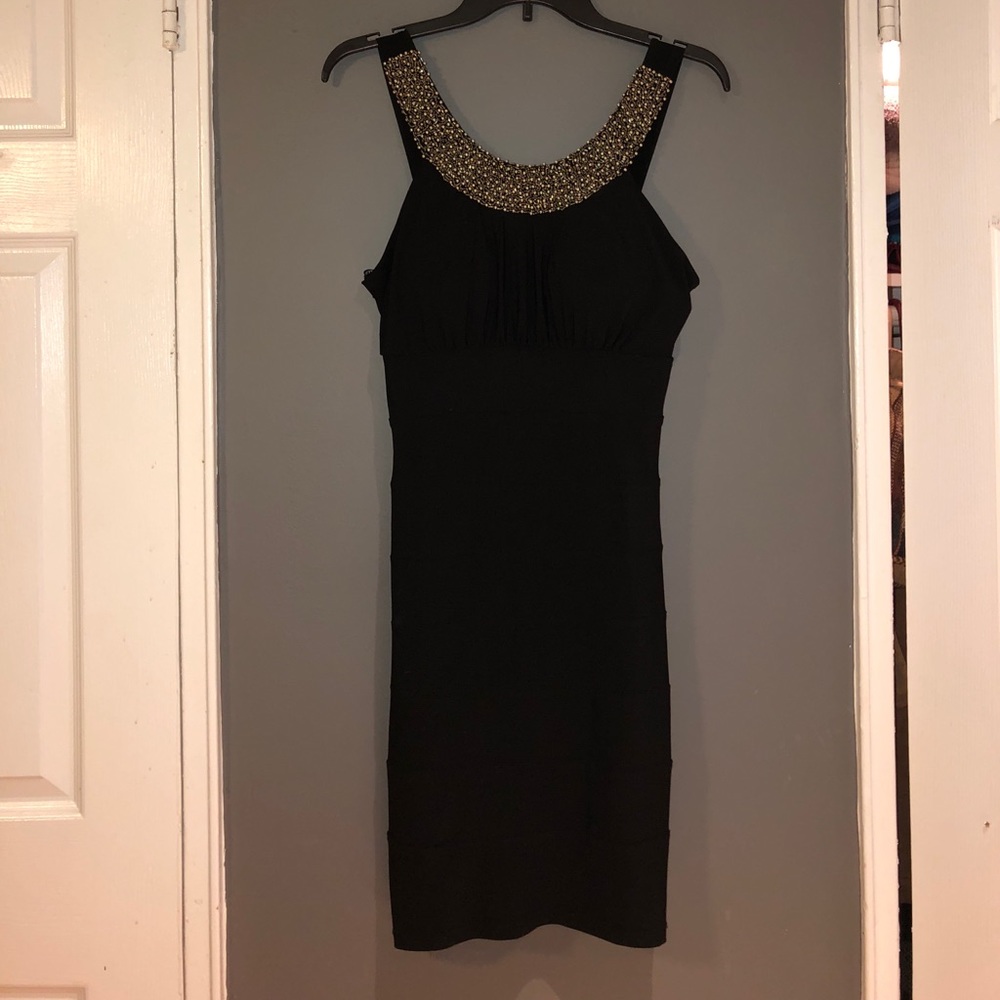 Cachet black dress