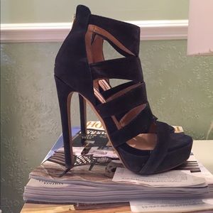 Steve Madden heels