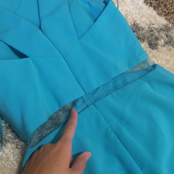 Turquoise gown - Picture 7 of 7