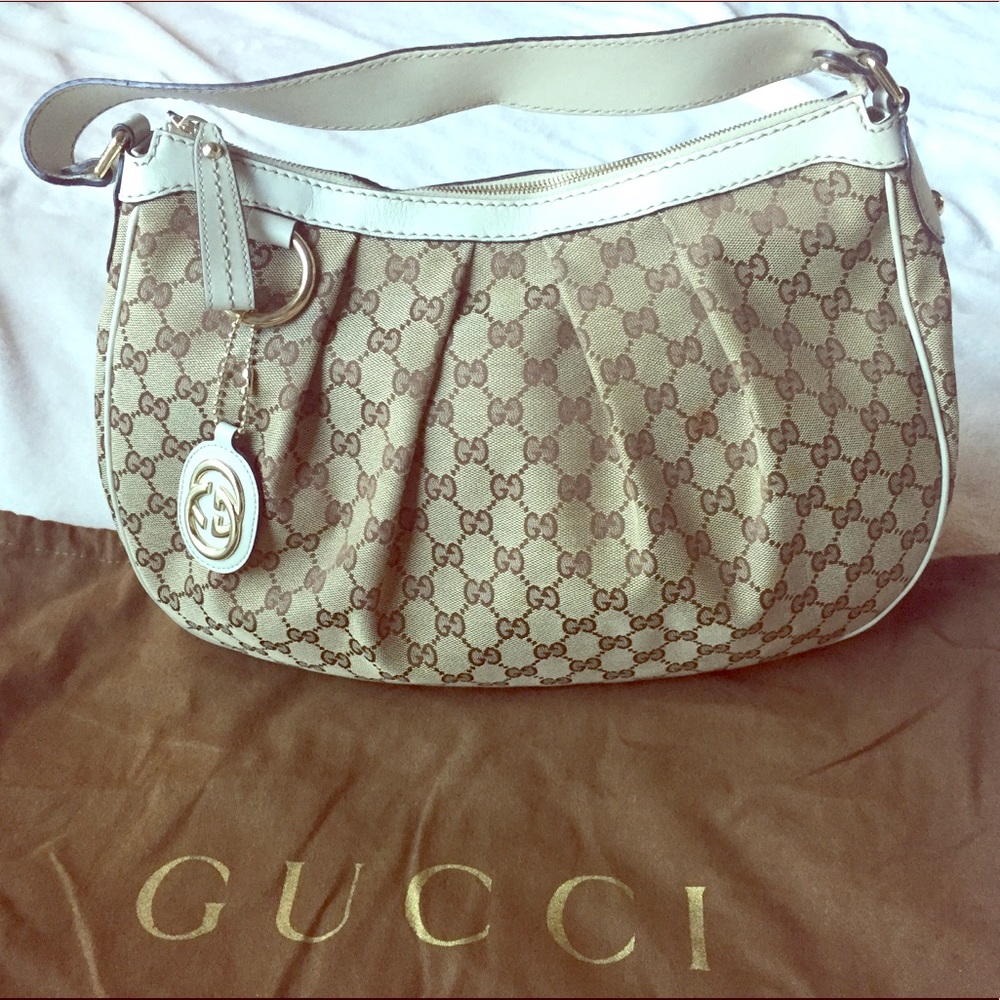 🎉Price Drop🎉 Gucci Sukey Hobo Bag