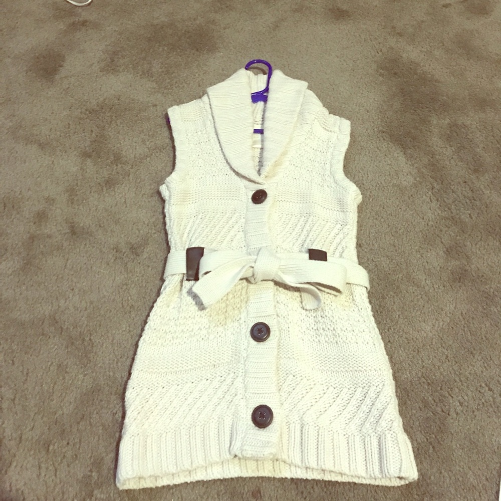Girls knitted vest