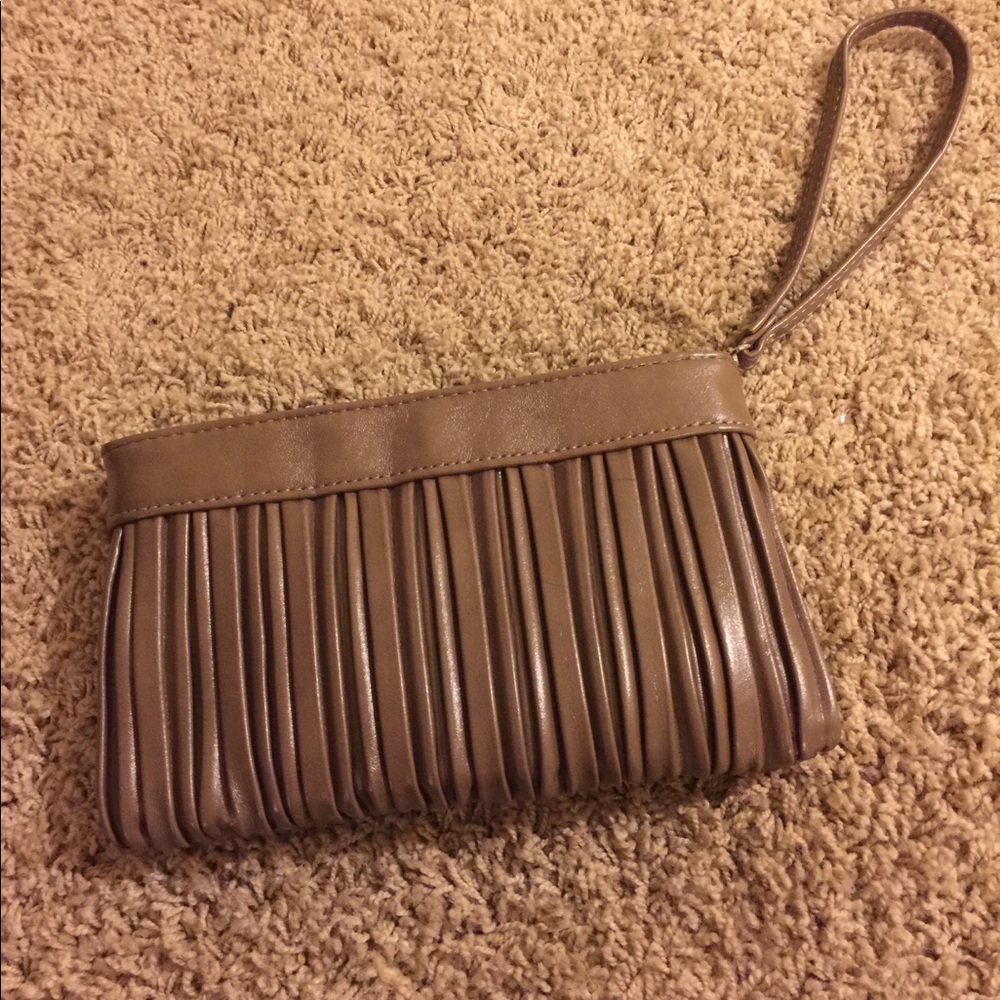 Express Wristlet