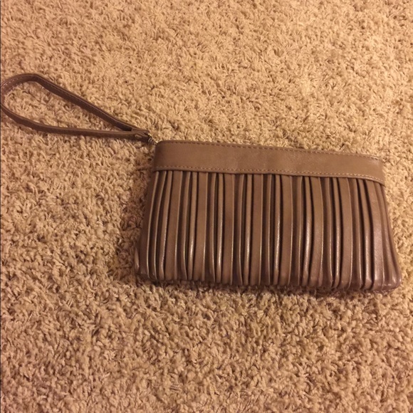 Express Wristlet - Picture 2 of 5