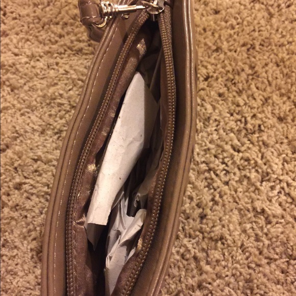 Express Wristlet - Picture 5 of 5