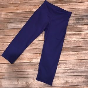 Old navy go dry active purple crops