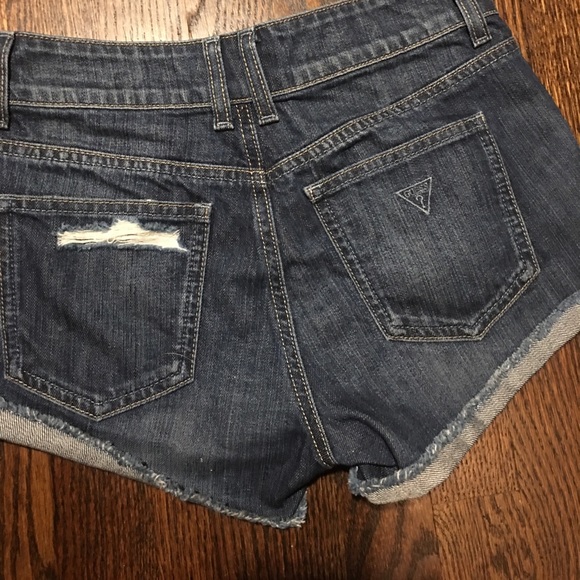 Guess Jean Shorts with Rhinestone - Picture 5 of 6