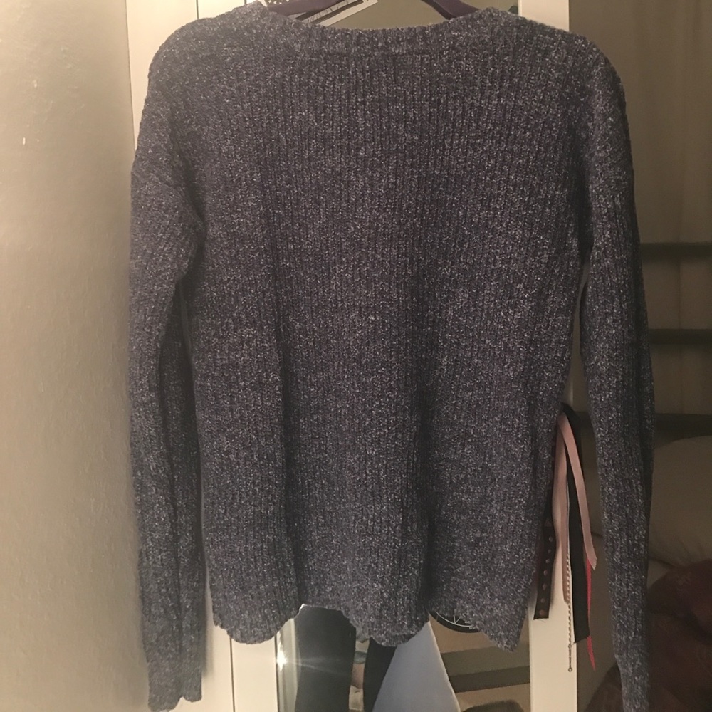 Blue sweater - Picture 2 of 2