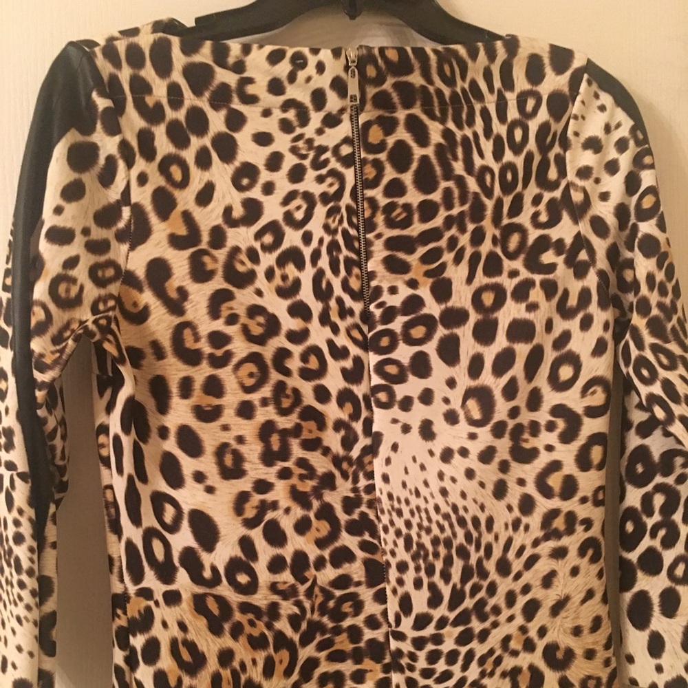 Leopard fitted dress