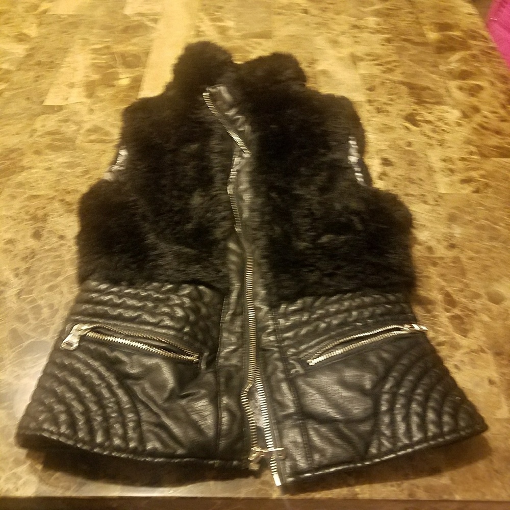 Black Guess vest