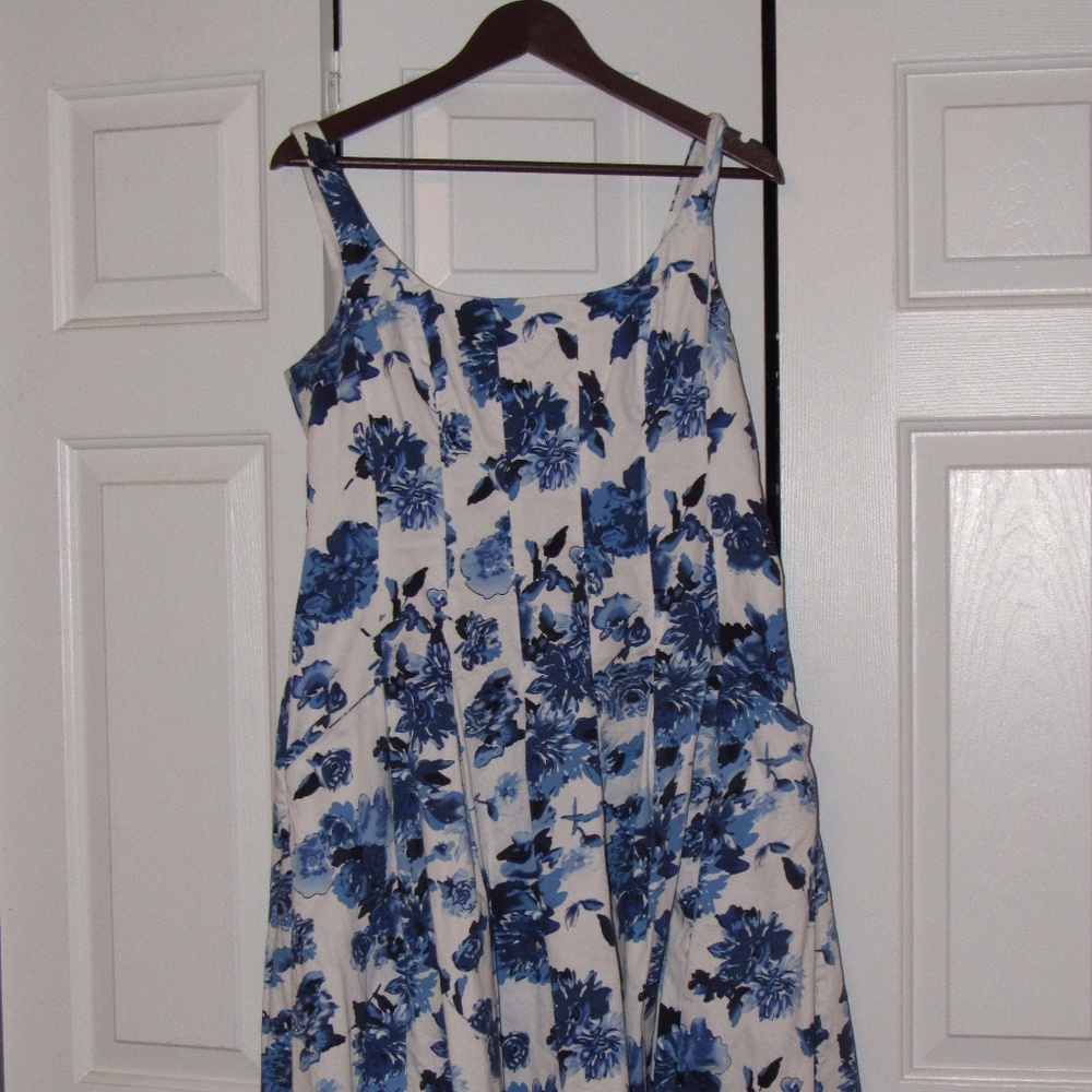 A-line pleated knee length dress