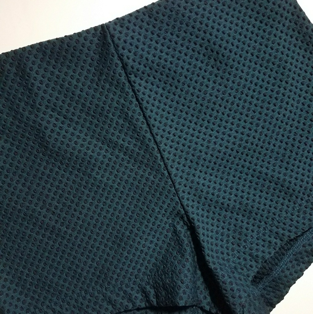 Stylish high waste shorts