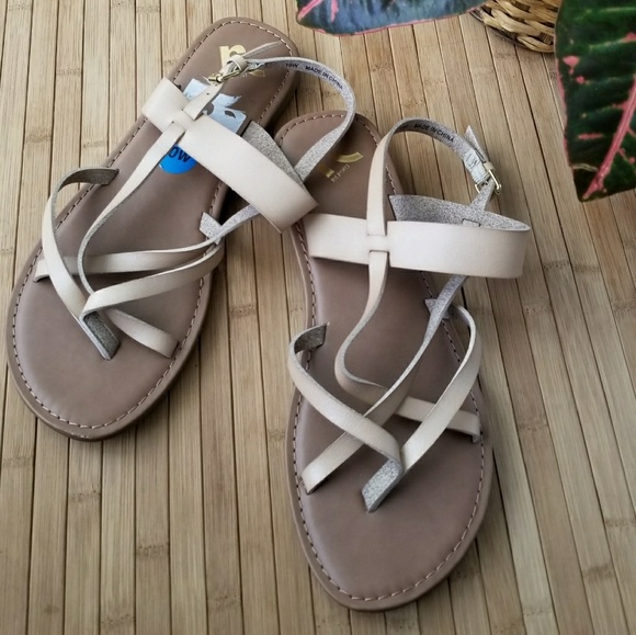 Report Shoes - Brand New Report Sandles Size 10