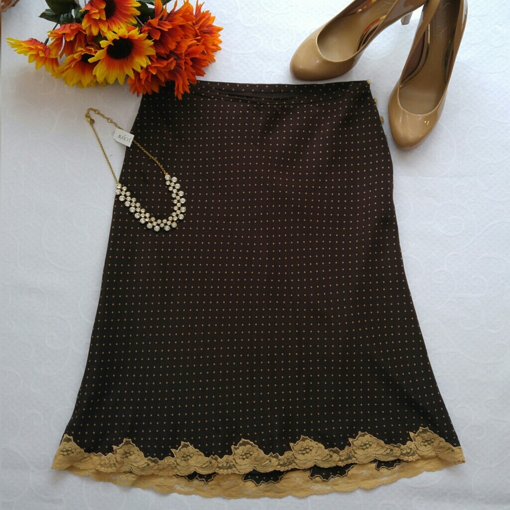 ⭐ BCBG 100% Silk Polka Dot Skirt - Brown - Picture 2 of 7