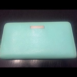 Tiffany wallet (Tiffany Blue with box)