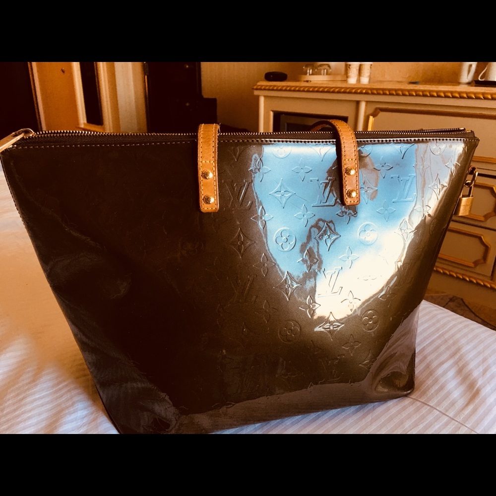 Vernis Louis Vuitton.