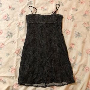 BEBE Black minidress with flower embroidery 🌹🖤