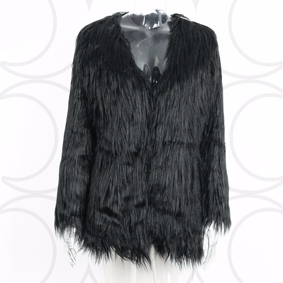 Shaggy Faux Fur Jacket in Black - Lolita Kawaii - Picture 5 of 8