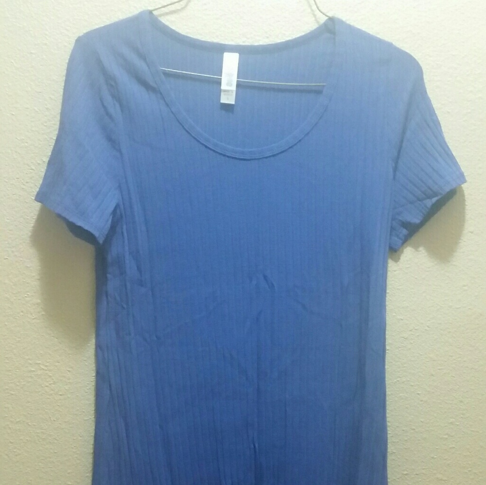 Lularoe Royal Blue Classic T