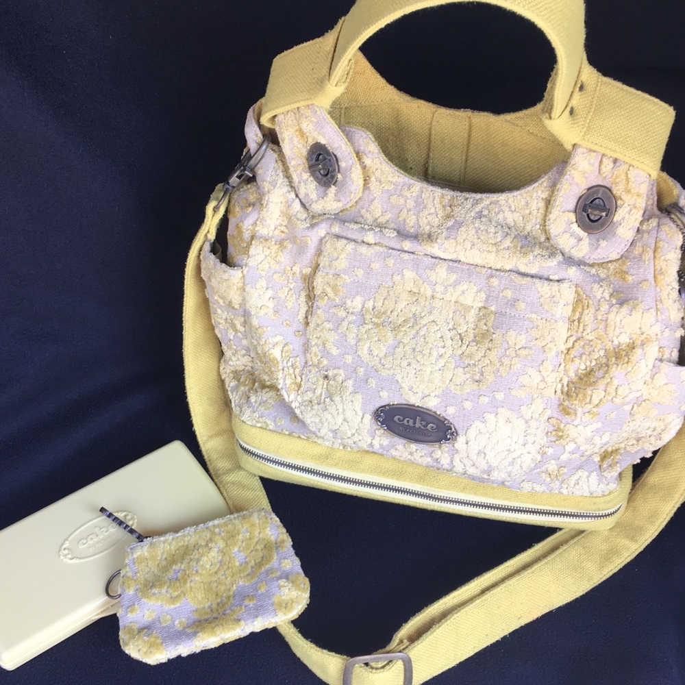Petunia CAKE buttercream society satchel bag!!!