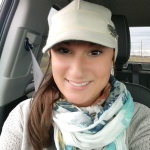 Meet your Posher, Lyndsey