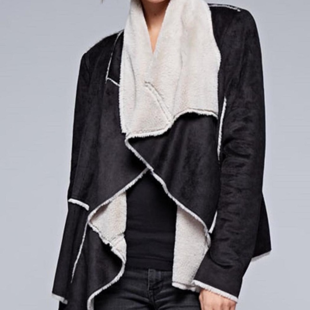 Love Stitch comfy faux fur coat