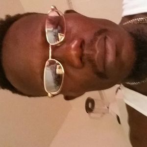 Meet your Posher, Onique