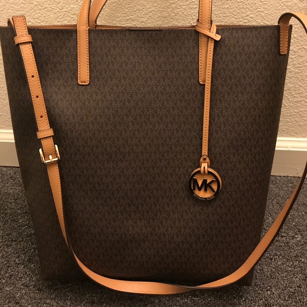 Original Michael Kors 2016.