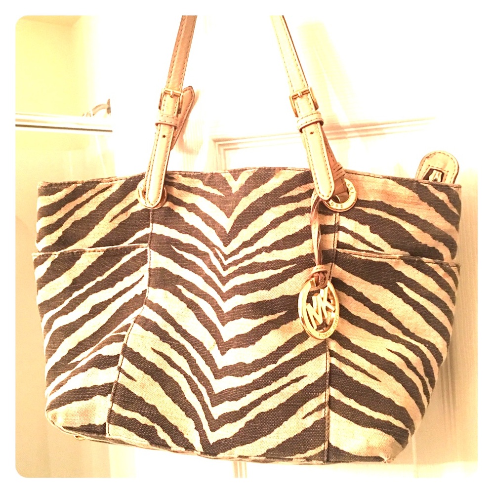 Michael kors purse