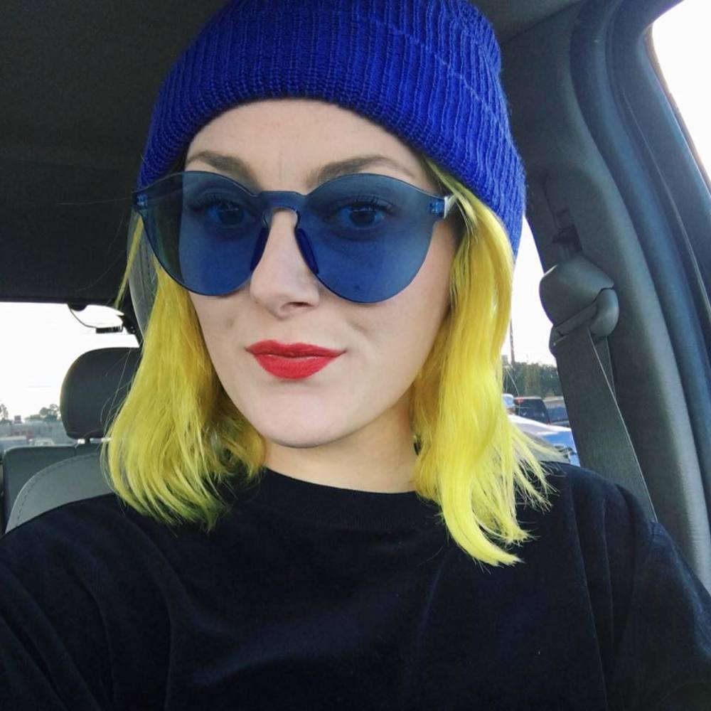 Meet your Posher, Hali