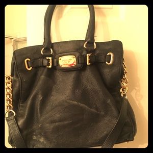 MK LARGE BLACK LEATHER WOMANS PURSE